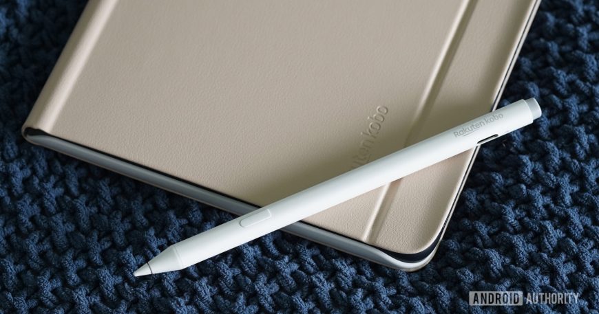 This Kindle competitor just shrunk one of its biggest advantages