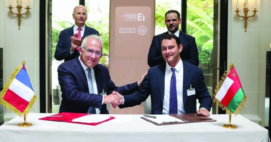 Etlaq, Latitude sign pact for first launch from Oman 5 Etlaq, Latitude sign pact for first launch from Oman