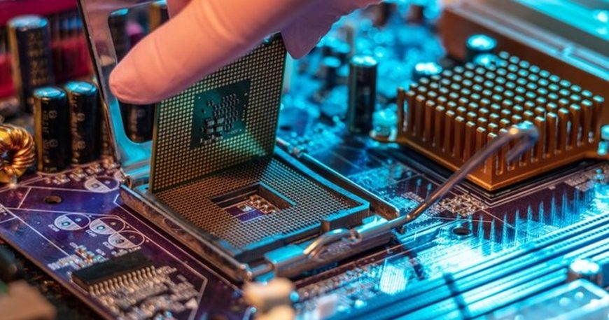 Japan, US Strike $21 Billion Semiconductor Production Deal